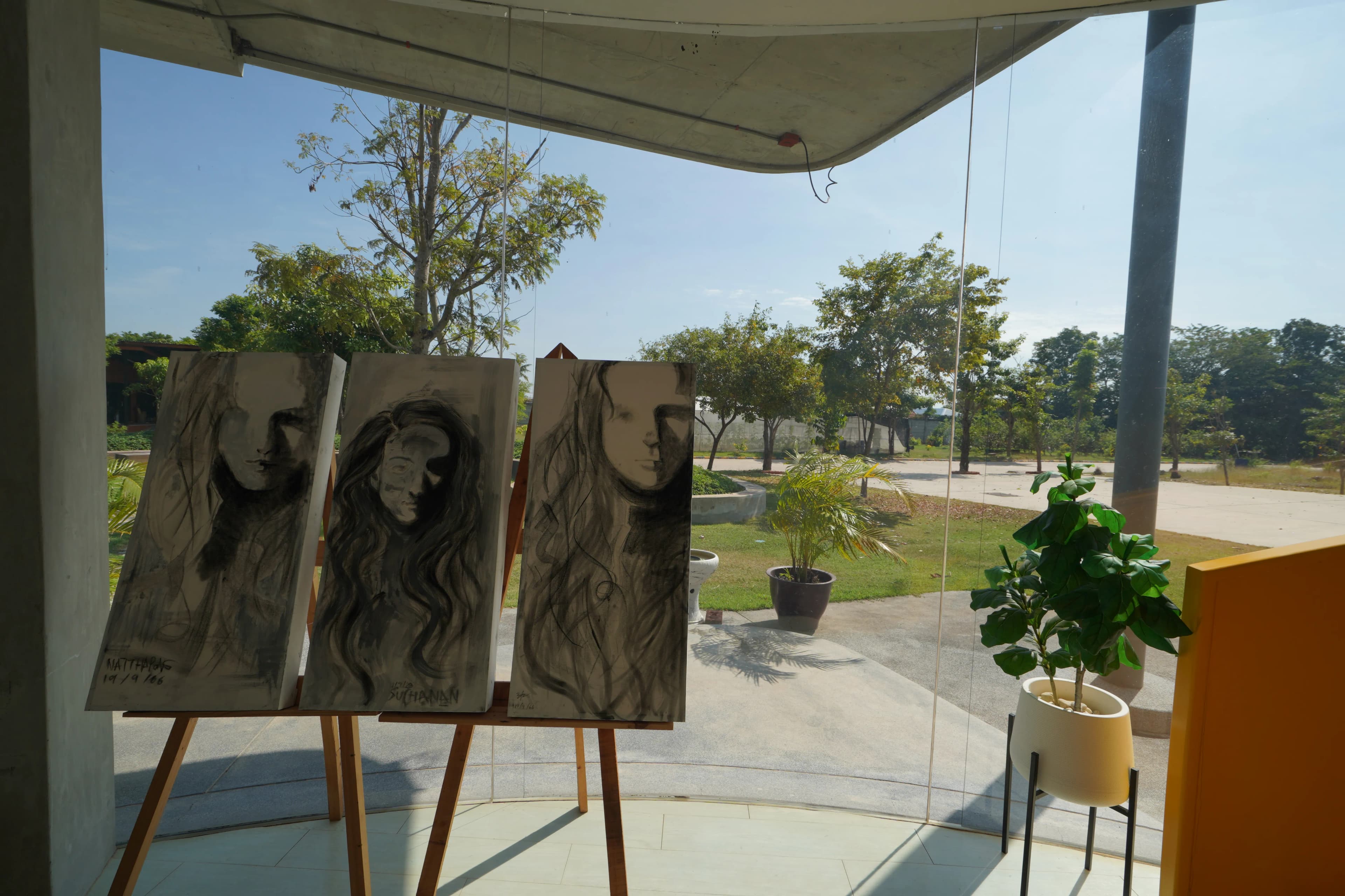 ห้องสตูดิโออาร์ตสำหรับการแสดงออกทางศิลปะ