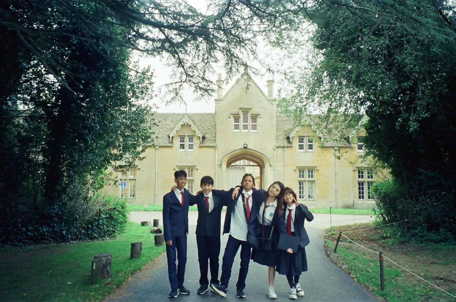 หลักสูตรมัธยมศึกษาตอนต้นที่โรงเรียนปลูกปัญญา