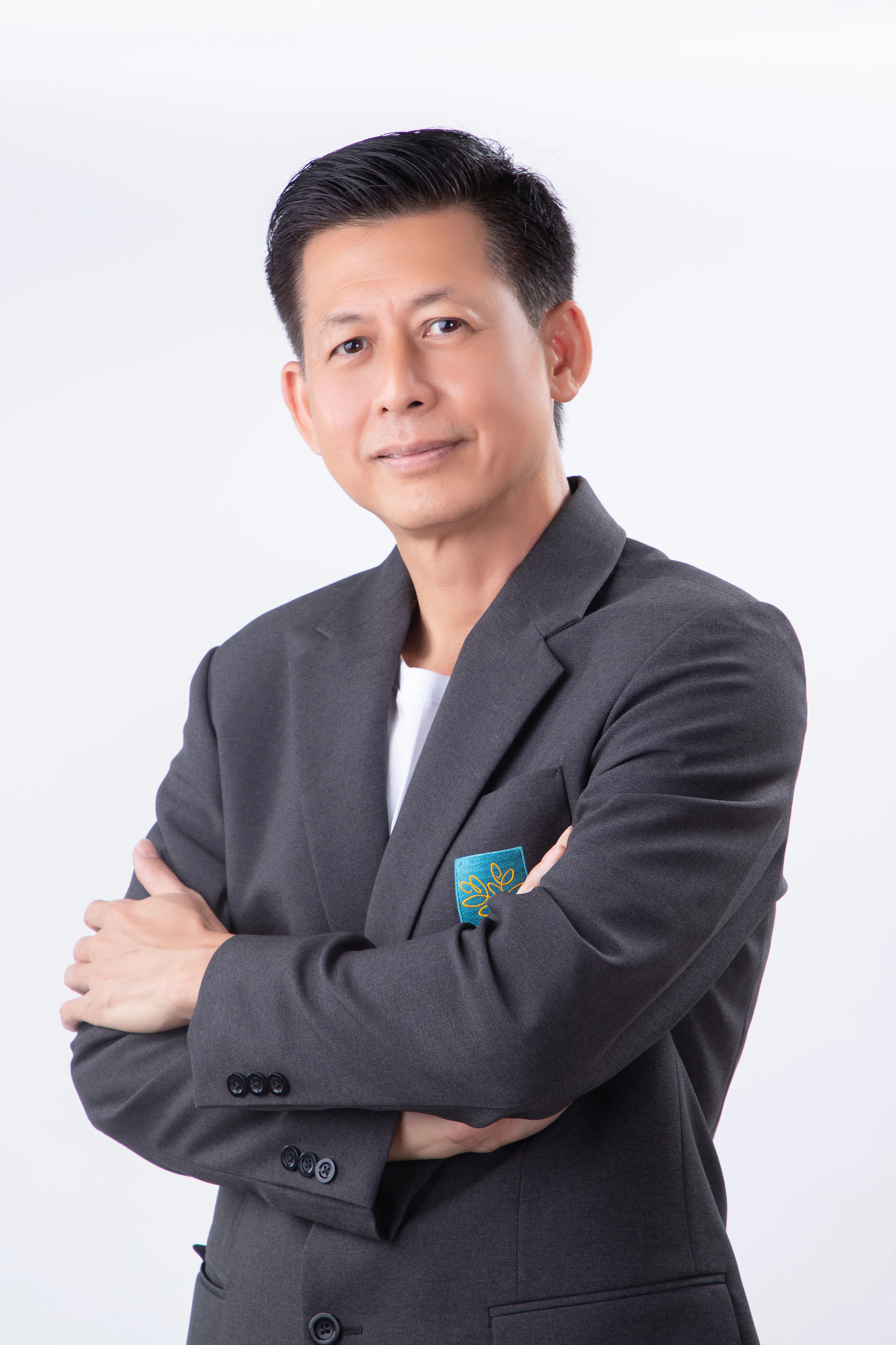 คุณอัชณา ลีอังกูร